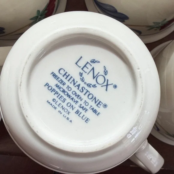 LENOX Chinastone, Poppies on Blue Floral Pattern Ceramic 5 Piece Mug Set - Picture 15 of 17